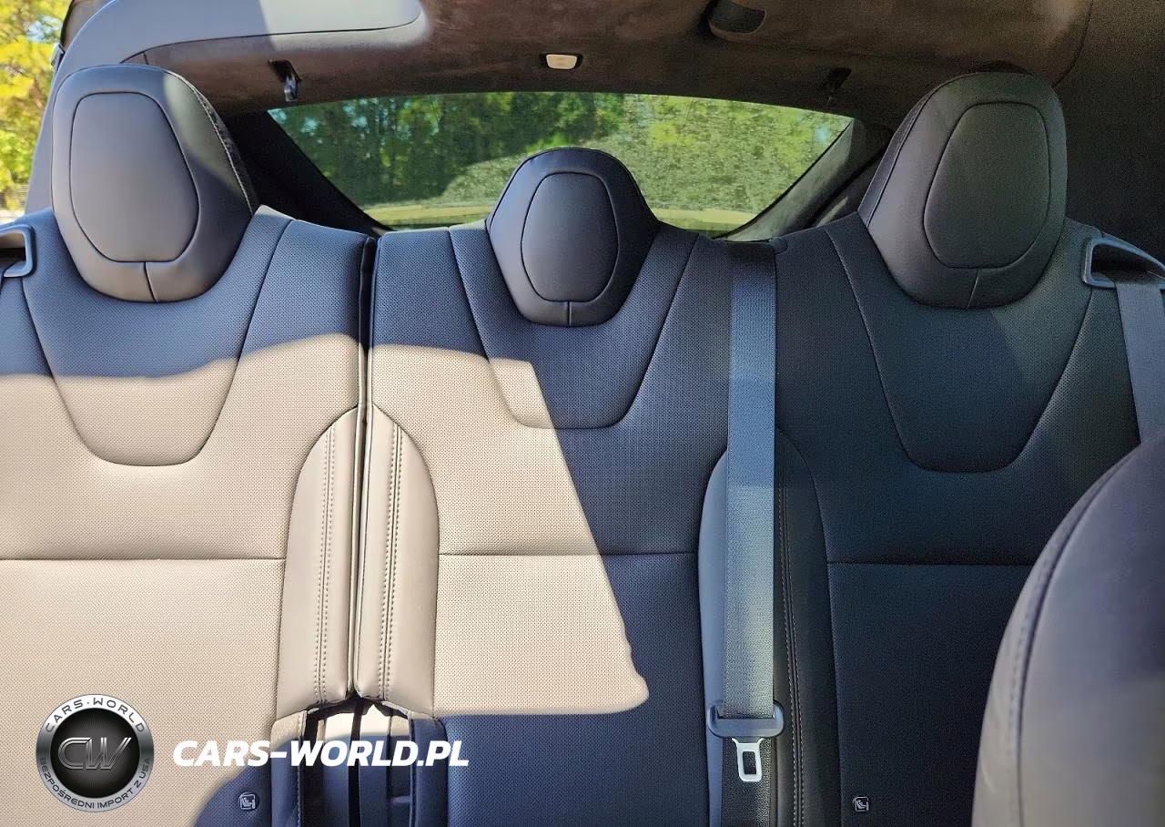 2026 Tesla Model X VIN:7SAXCDE52TF478155 - 10