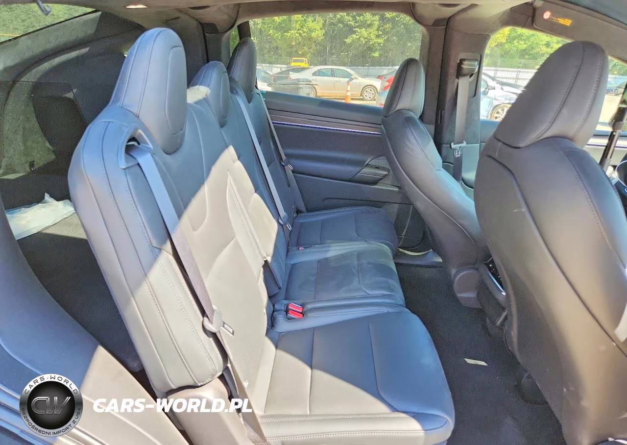2026 Tesla Model X VIN:7SAXCDE52TF478155 - 11