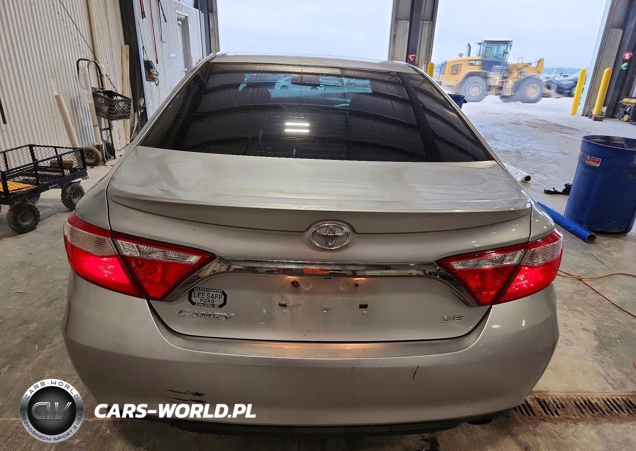 2017 Toyota Camry Se VIN:4T1BF1FK4HU773351 - 6