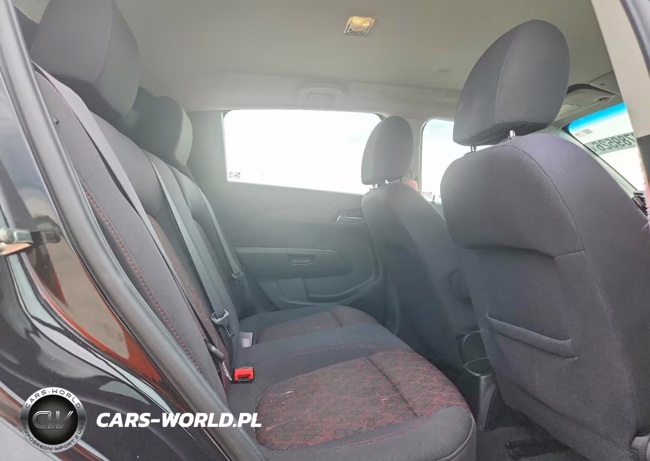 2020 Chevrolet Sonic Lt VIN:1G1JD6SB9L4121691 - 10