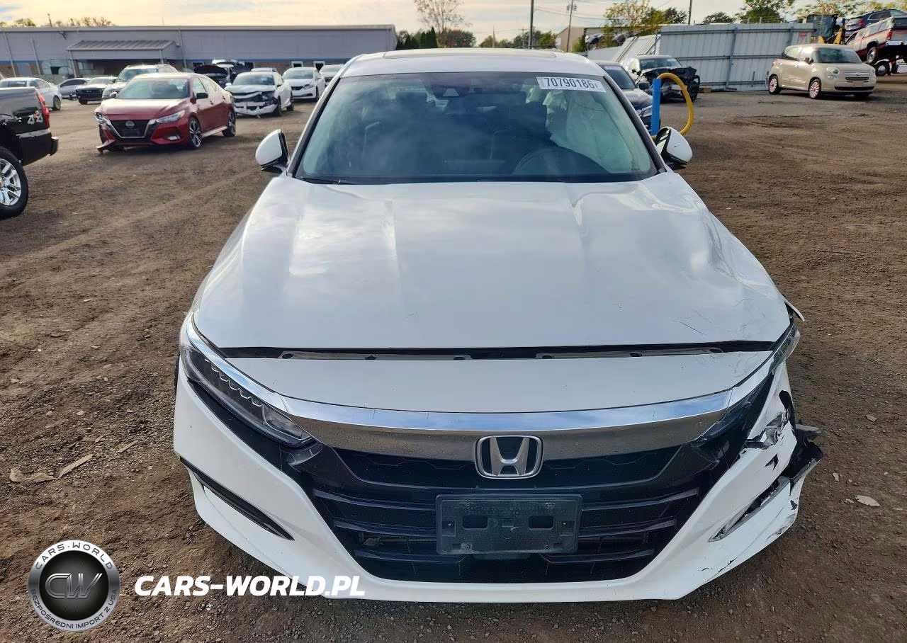 2018 Honda Accord Ex VIN:1HGCV1F4XJA241494 - 5
