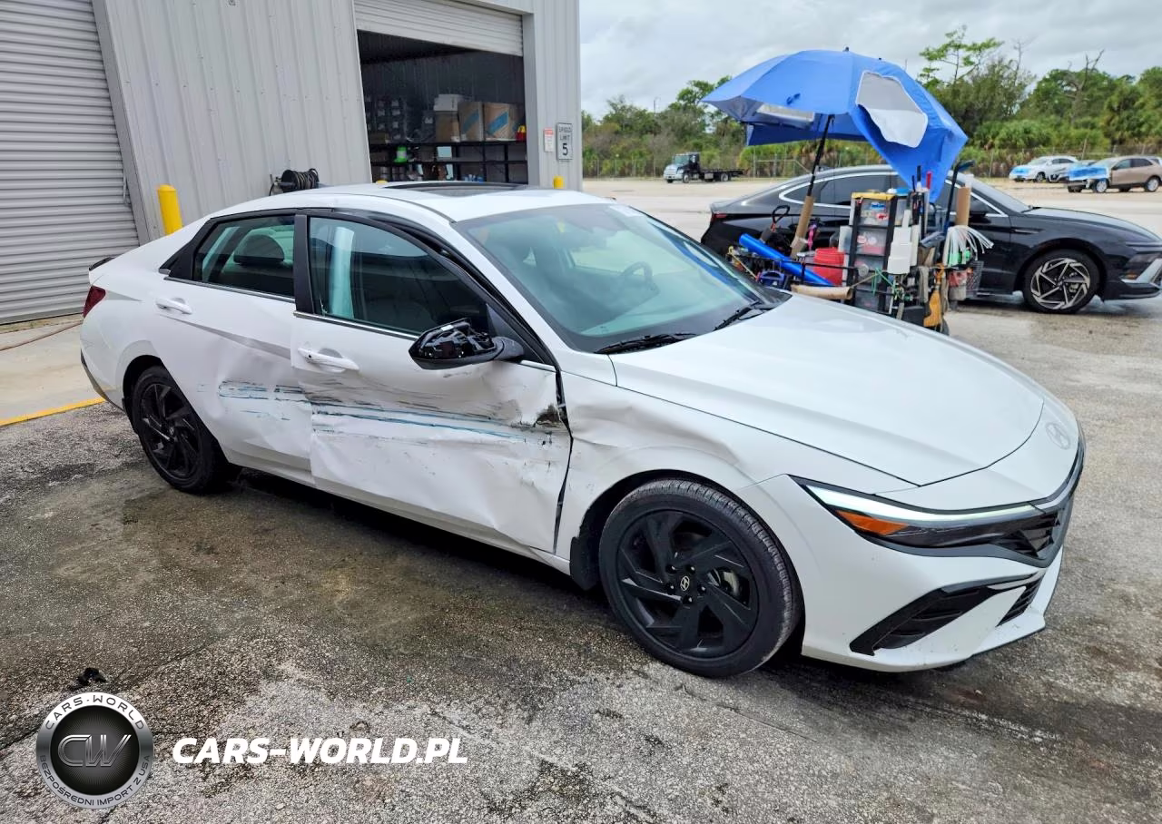 2026 Hyundai Elantra Sel Sport Premium VIN:KMHLS4DG9TU143284 - 4