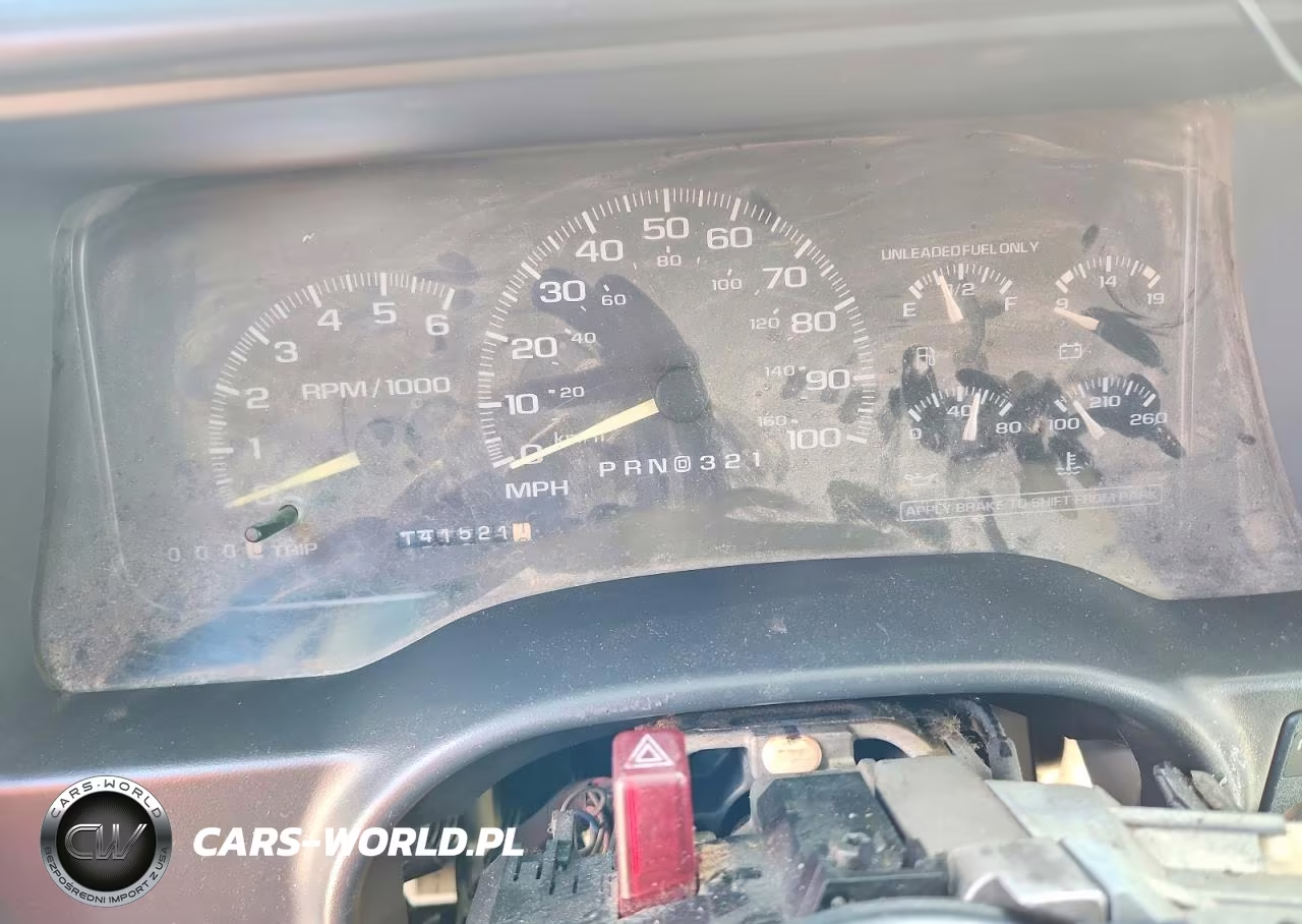 1999 Chevrolet Suburban K1500 VIN:1GNFK16R9XJ574432 - 9