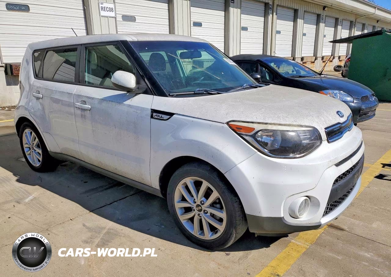 2018 Kia Soul + VIN:KNDJP3A58J7888713 - 4