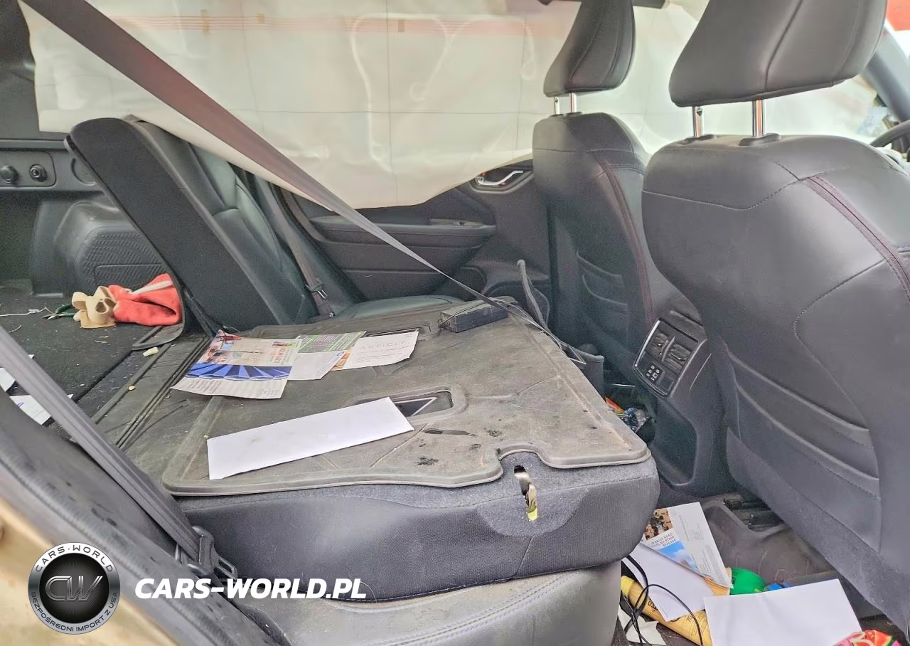 2025 Subaru Forester Limited VIN:JF2SLDRC4SH403098 - 10