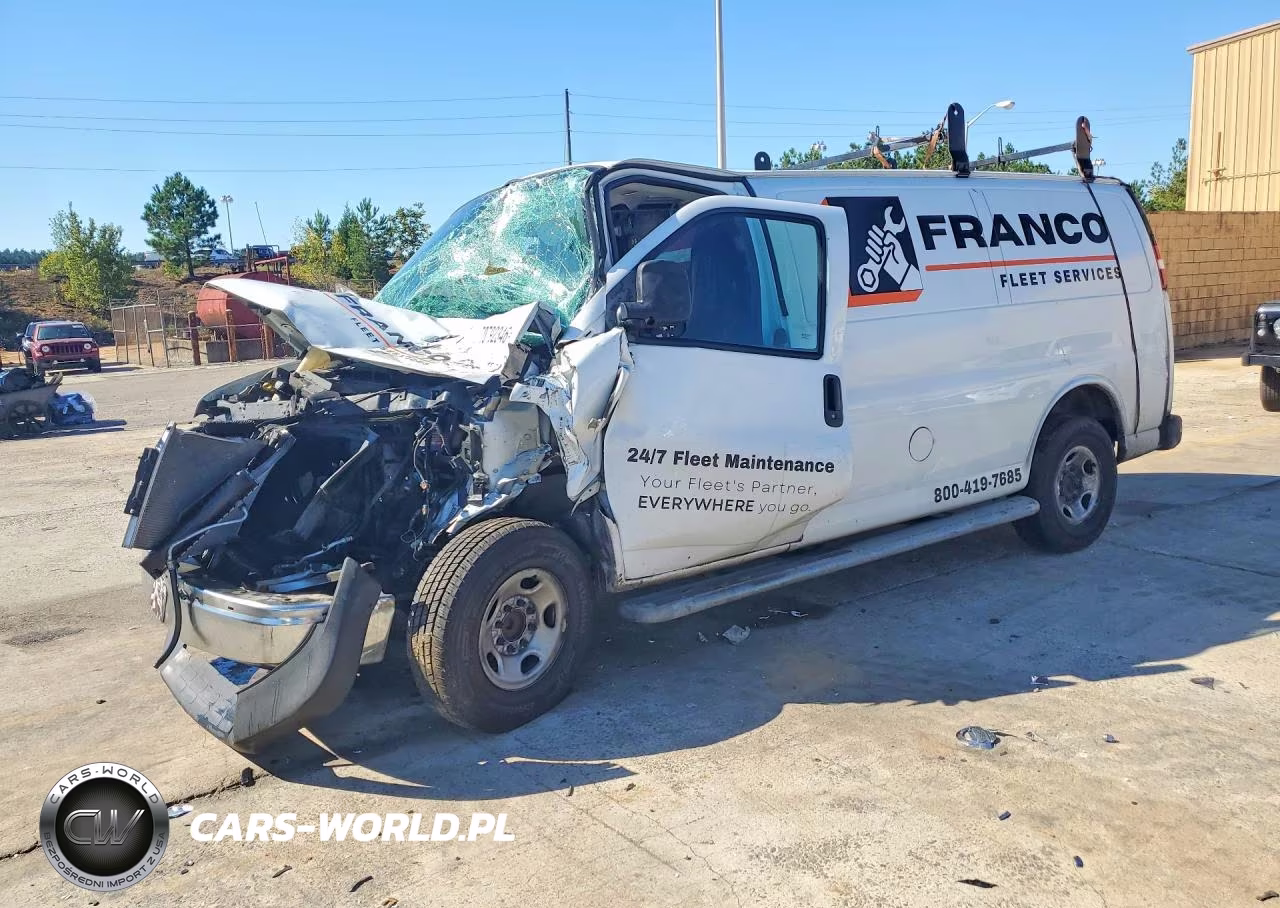 2018 GMC Savana G2500 VIN:1GTW7AFG6J1333587 - 1