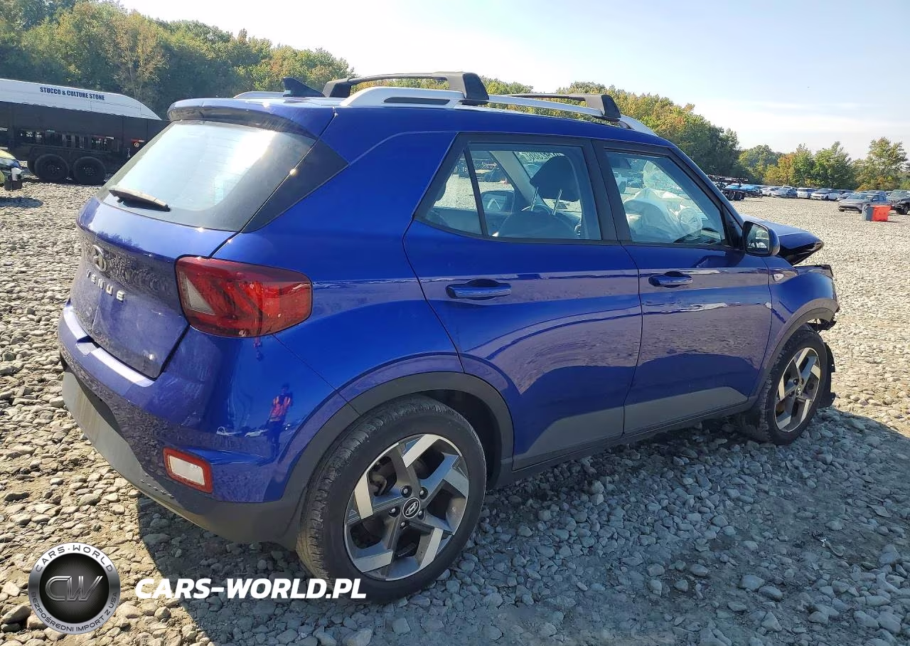 2022 Hyundai Venue Limited VIN:KMHRC8A31NU143136 - 3