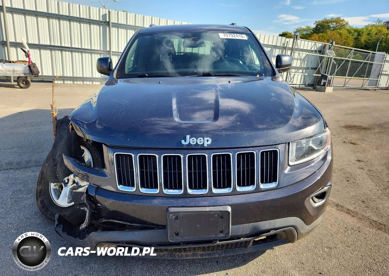 2016 Jeep Grand Cherokee Laredo VIN:1C4RJFAG7GC312330 - 5