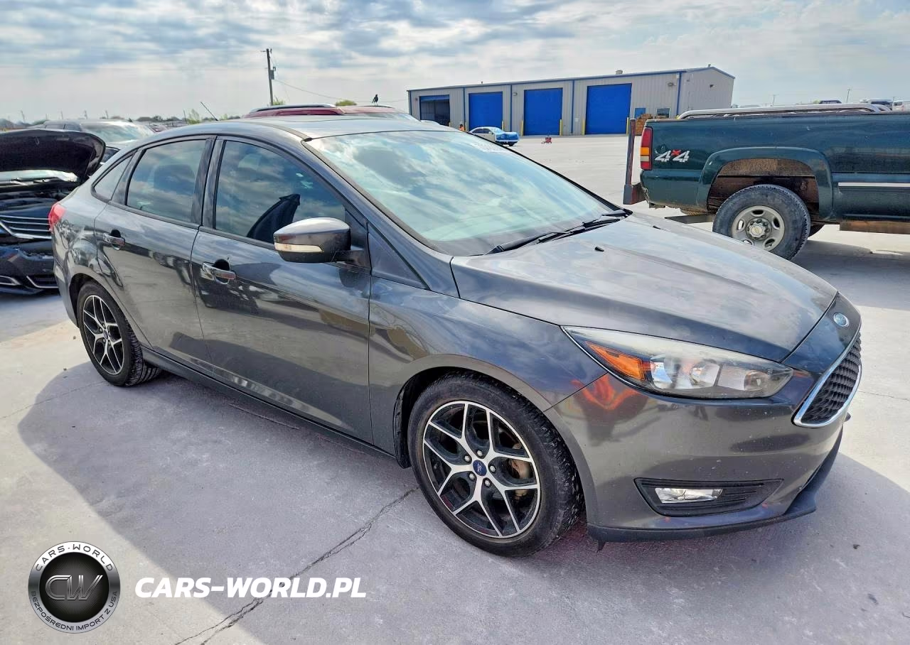 FORD FOCUS VIN:1FADP3H28HL318856 - 4