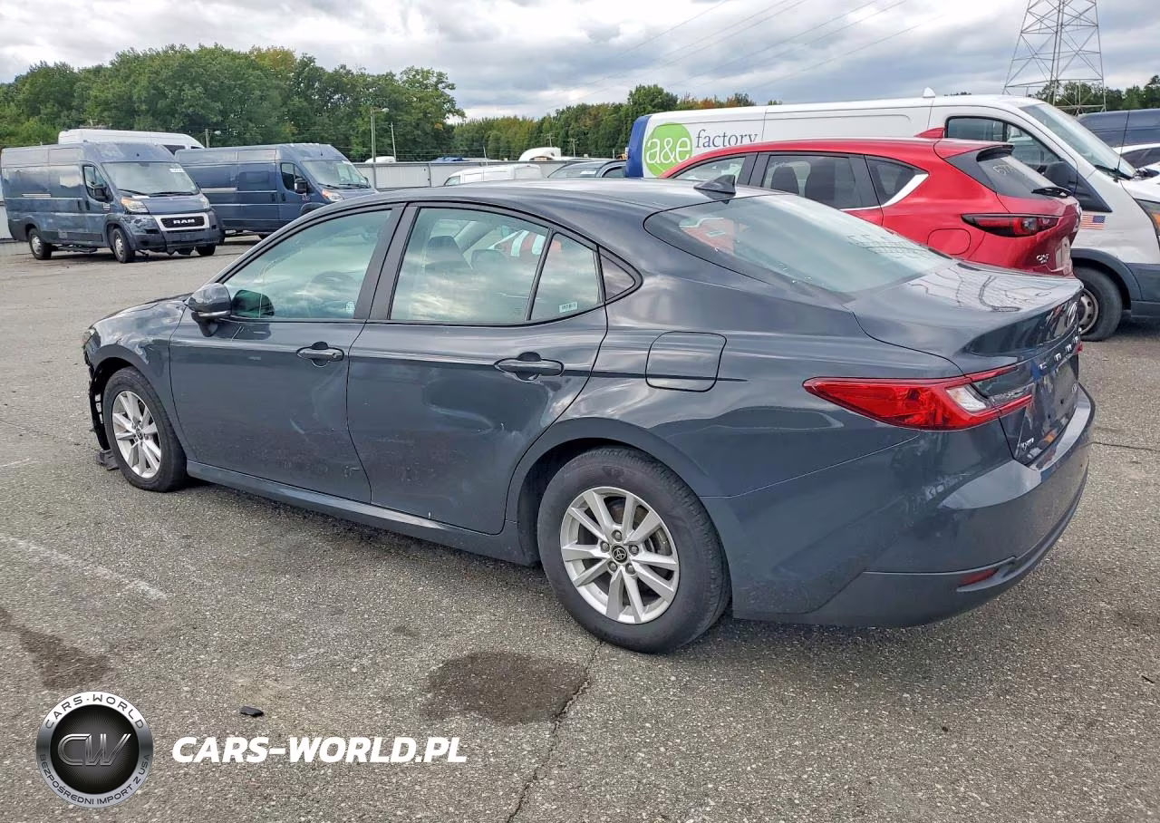 2025 Toyota Camry Le VIN:4T1DAACK6SU017166 - 2