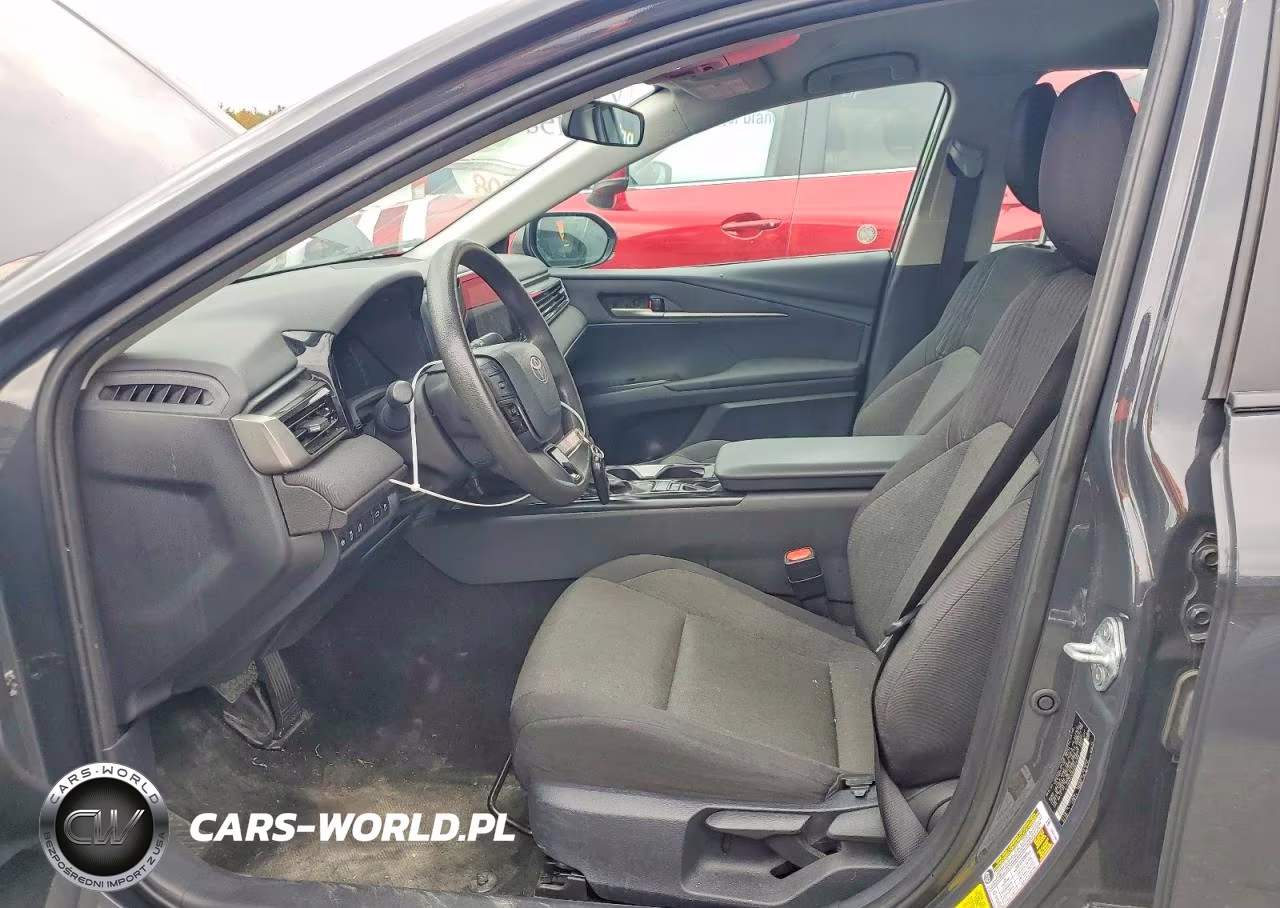 2025 Toyota Camry Le VIN:4T1DAACK6SU017166 - 7