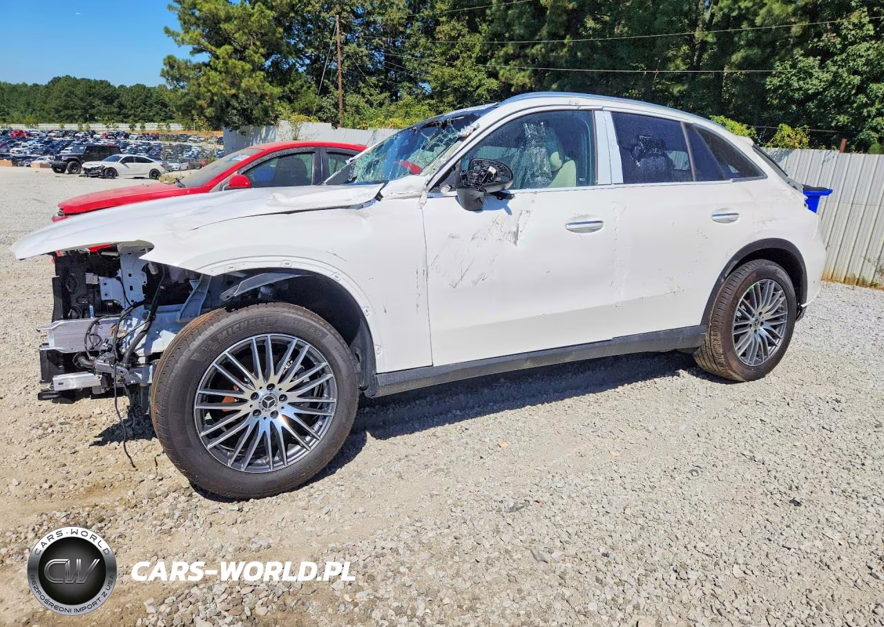 2026 Mercedes-Benz Glc 300