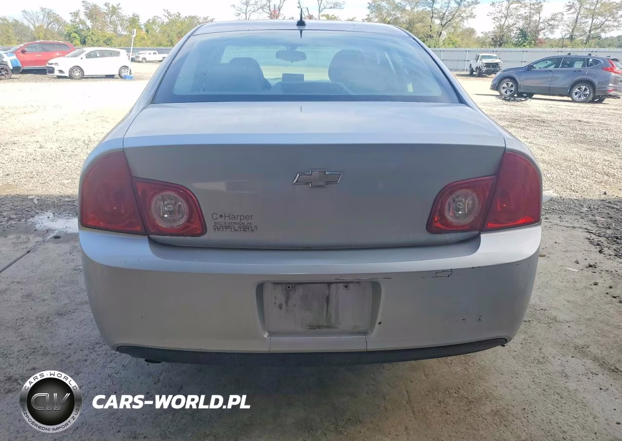 2011 Chevrolet Malibu Ls VIN:1G1ZB5E1XBF200733 - 6