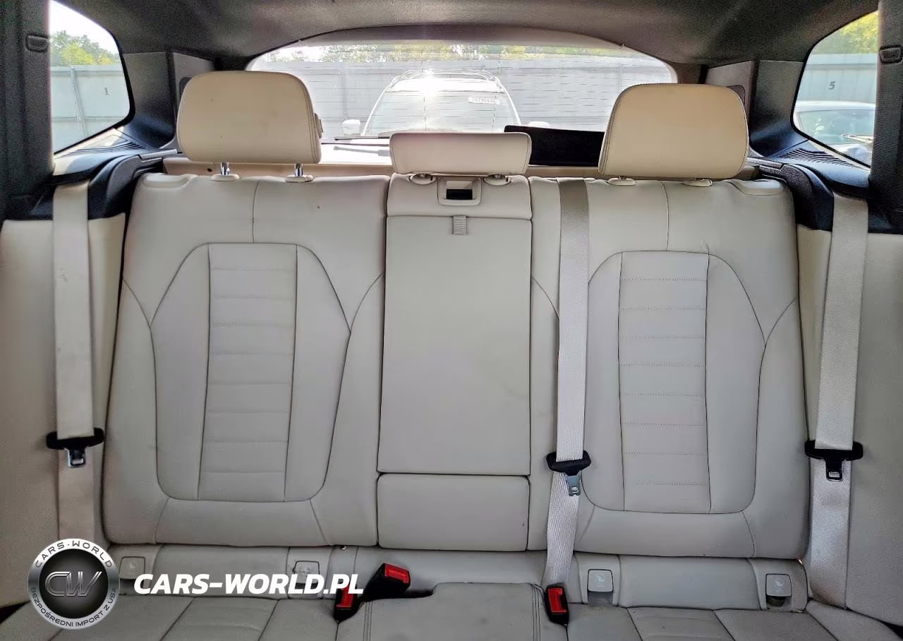 2019 BMW X3 xDrive30I VIN:5UXTR9C57KLP76642 - 10