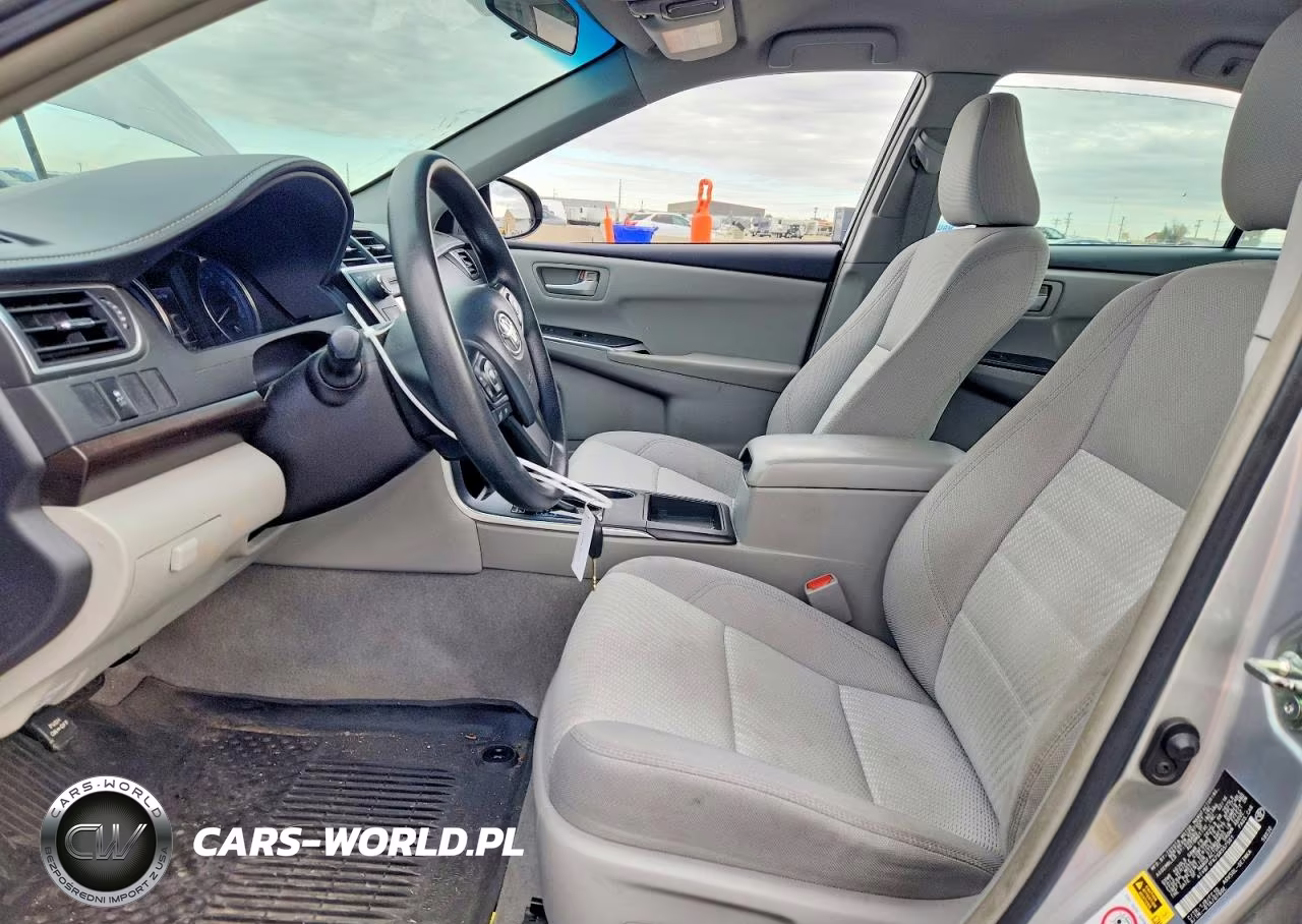 2016 Toyota Camry Le VIN:4T4BF1FK7GR557501 - 7