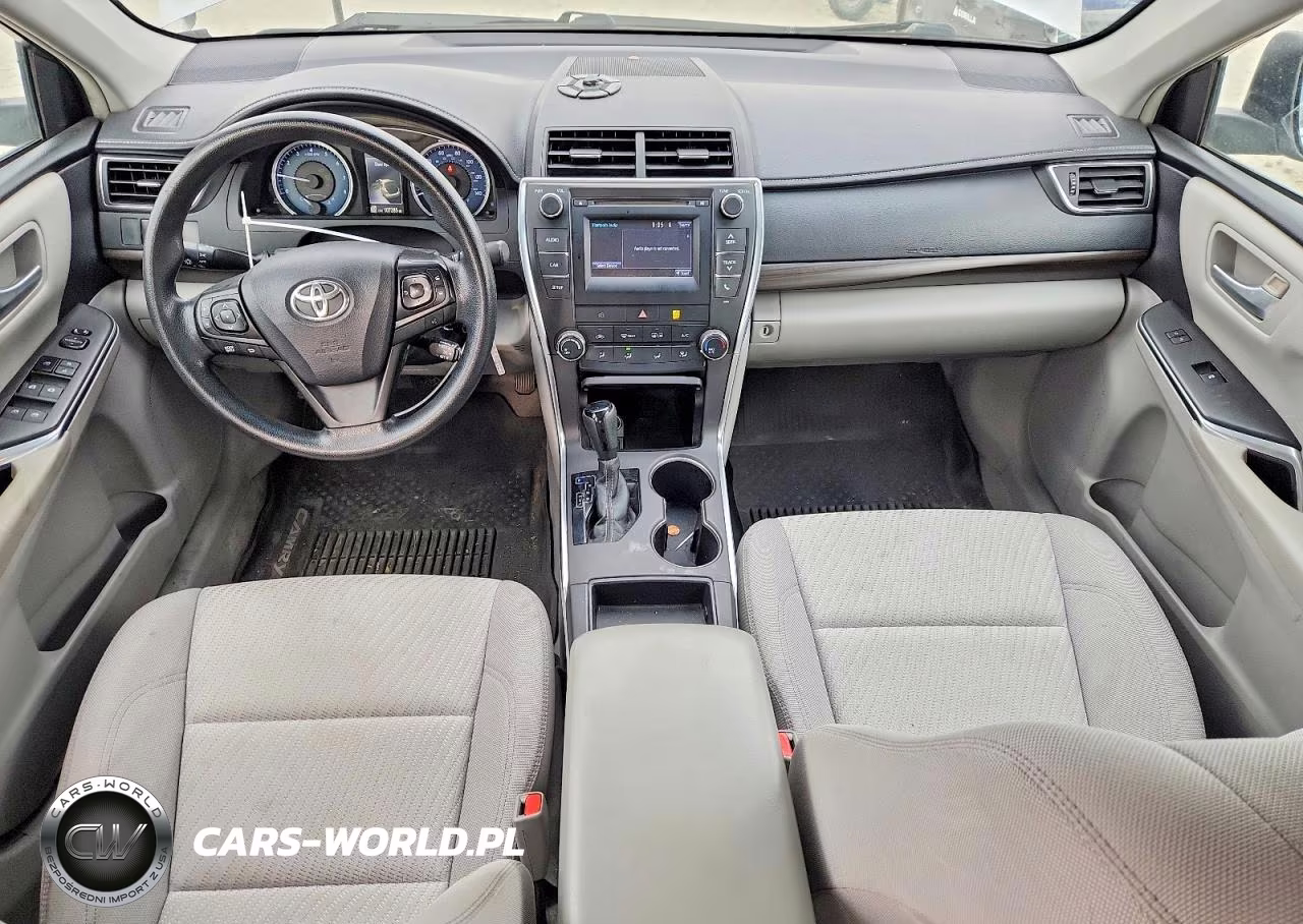 2016 Toyota Camry Le VIN:4T4BF1FK7GR557501 - 8