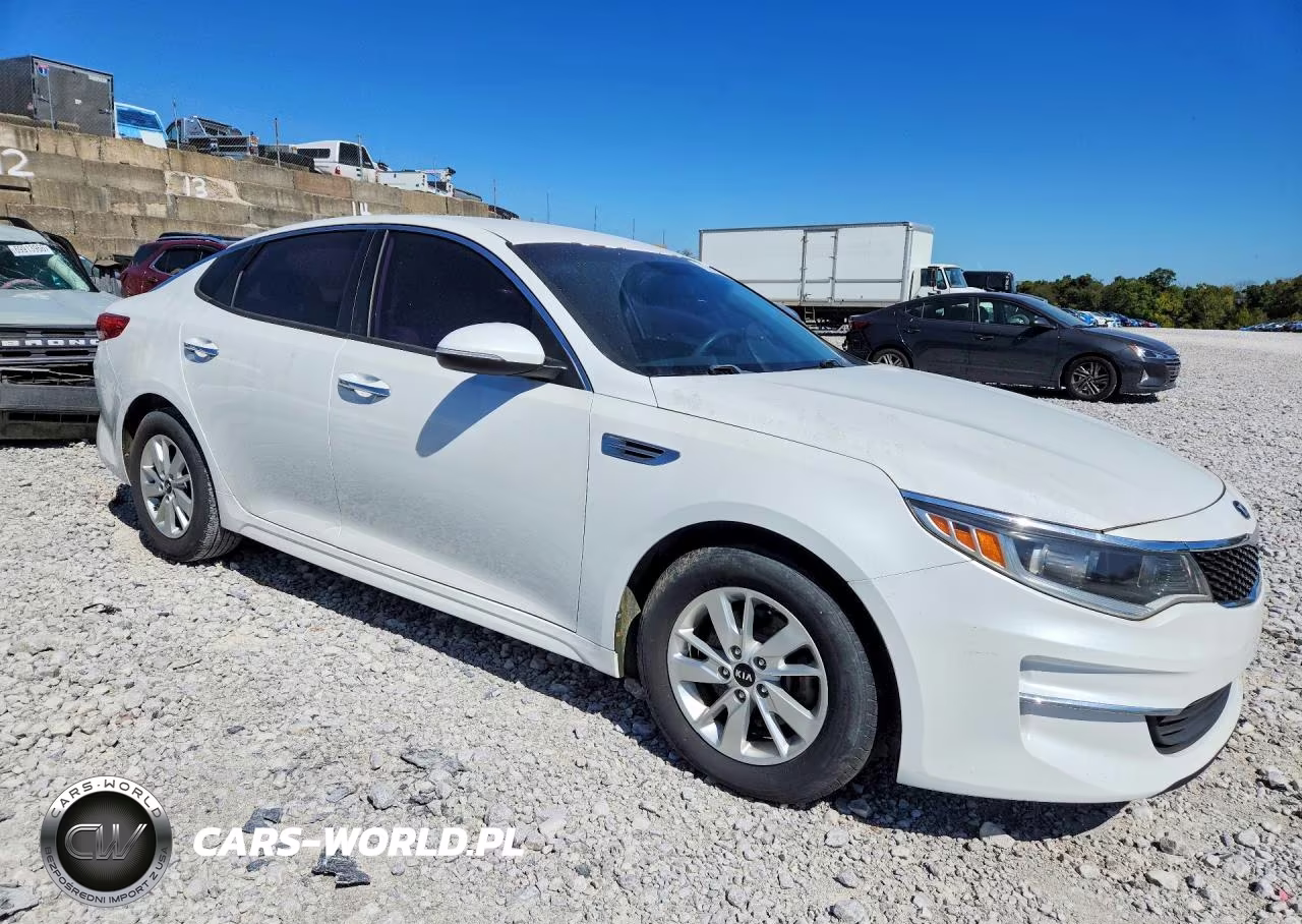 2018 Kia Optima Lx VIN:5XXGT4L30JG210262 - 4