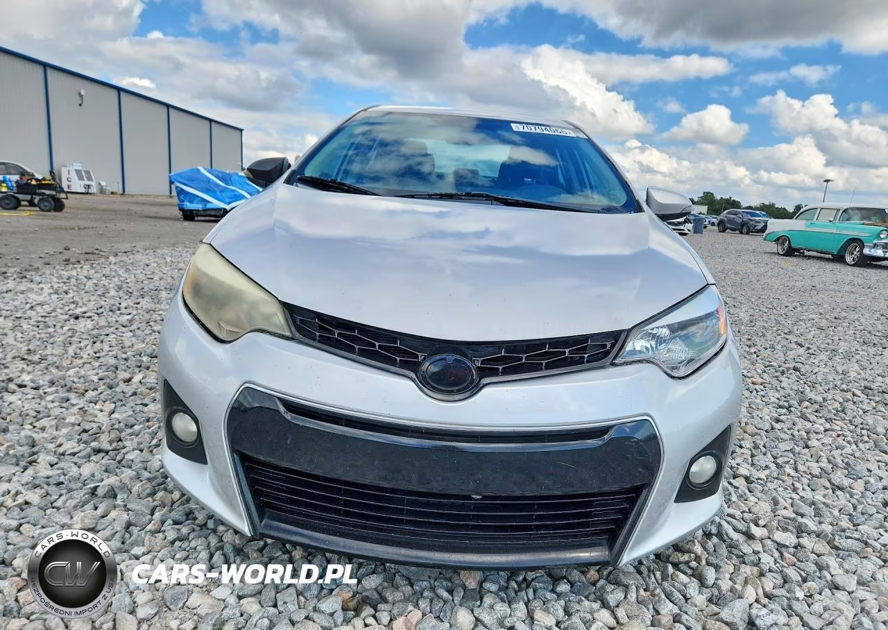 2016 Toyota Corolla S Plus VIN:2T1BURHE2GC557333 - 5