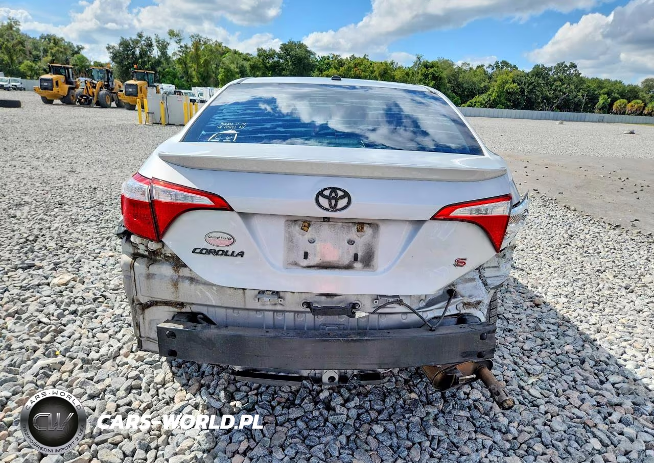 2016 Toyota Corolla S Plus VIN:2T1BURHE2GC557333 - 6