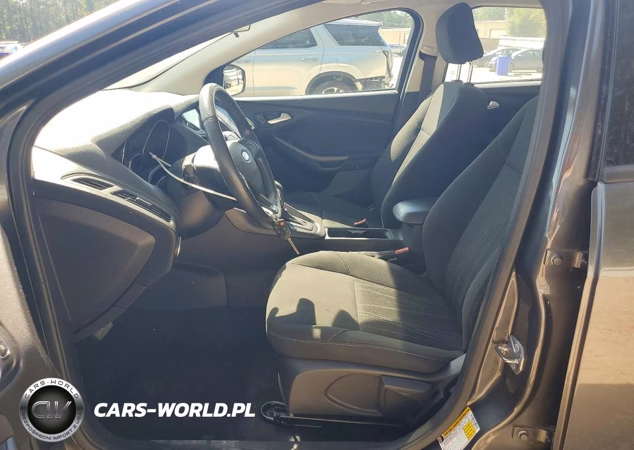 2017 Ford Focus Sel VIN:1FADP3H26HL252470 - 7
