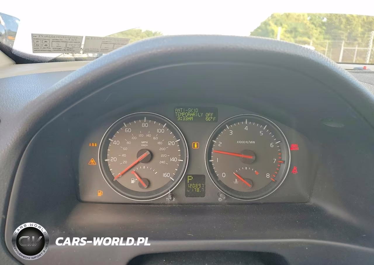 2007 Volvo C70 T5 VIN:YV1MC682X7J023799 - 9