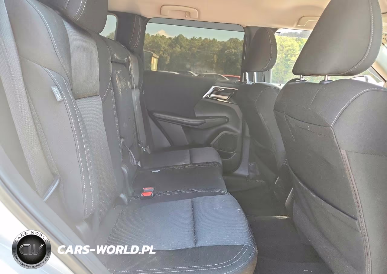 2024 Mitsubishi Outlander Es VIN:JA4J4UA84RZ028021 - 11