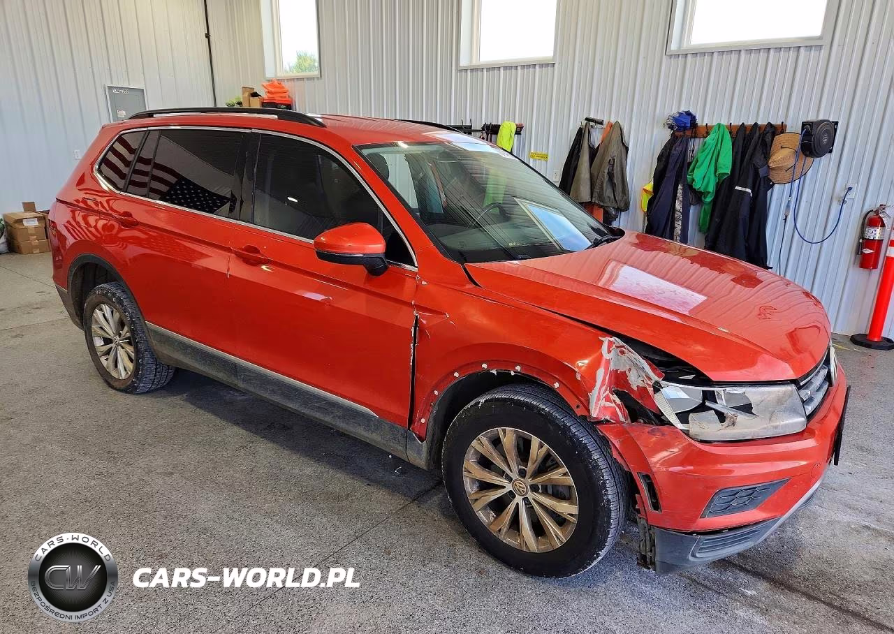 2018 Volkswagen Tiguan Se VIN:3VV2B7AX8JM170887 - 4