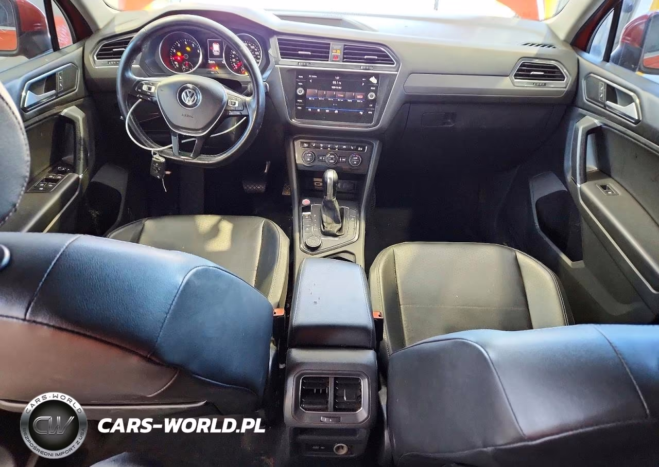 2018 Volkswagen Tiguan Se VIN:3VV2B7AX8JM170887 - 8