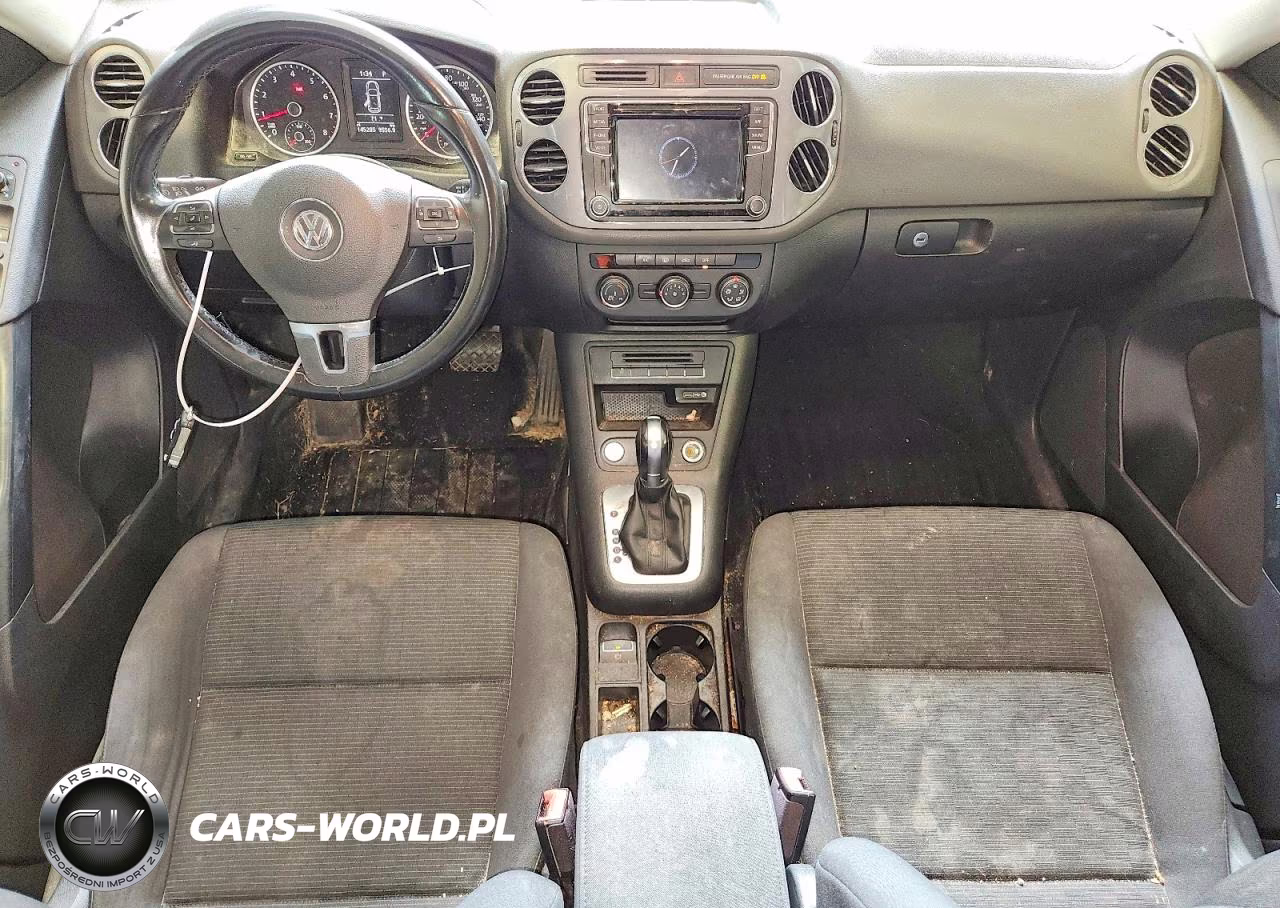2017 Volkswagen Tiguan S VIN:WVGAV7AX0HK046756 - 8