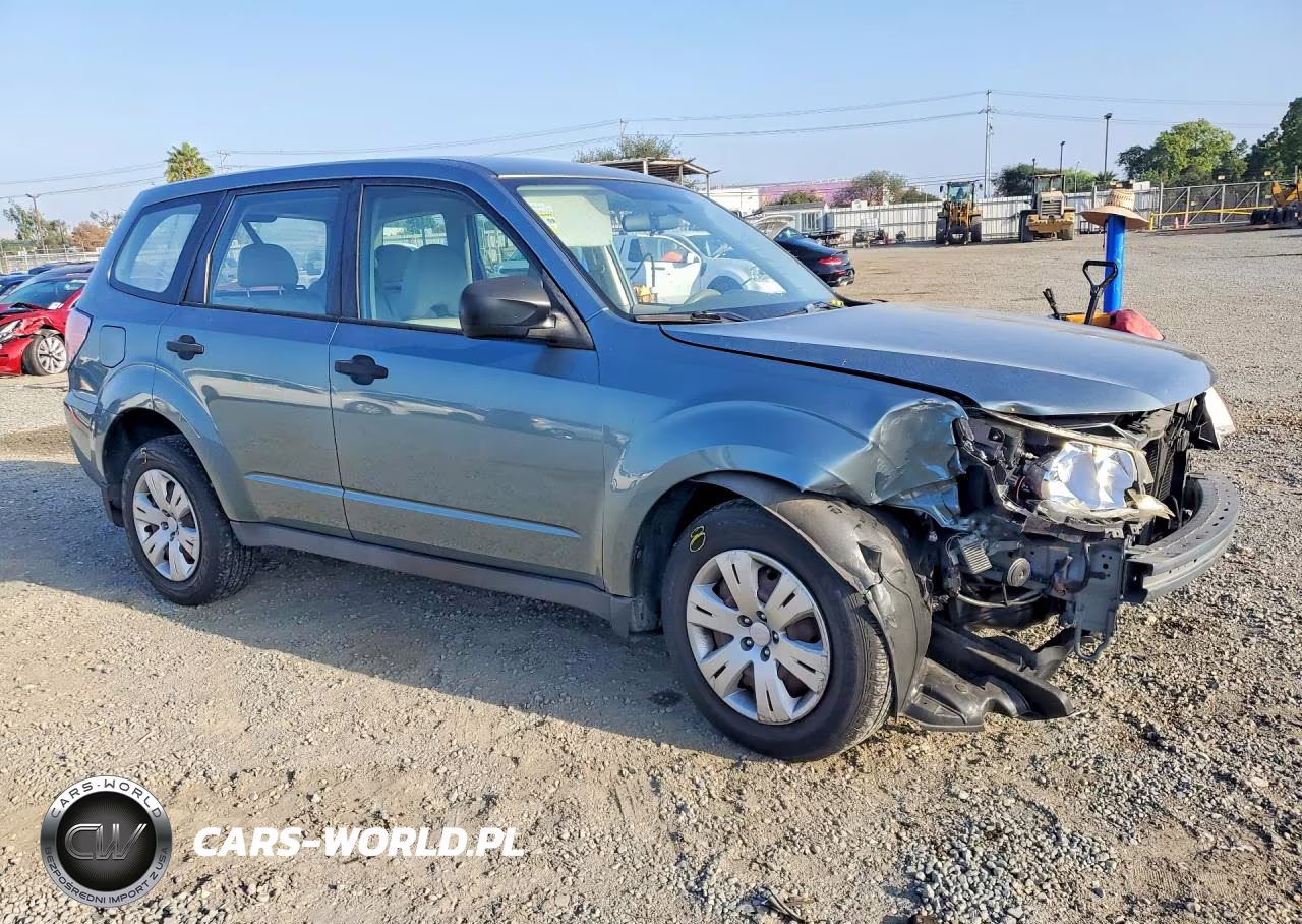 2010 Subaru Forester 2.5X VIN:JF2SH6AC0AH700795 - 4