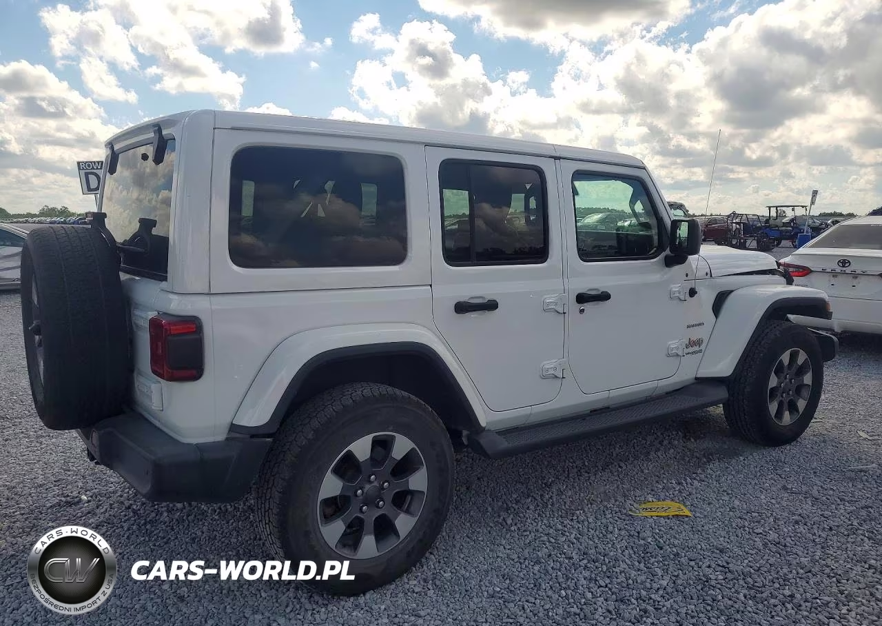 2021 Jeep Wrangler Unlimited Sahara VIN:1C4HJXEGXMW594579 - 3
