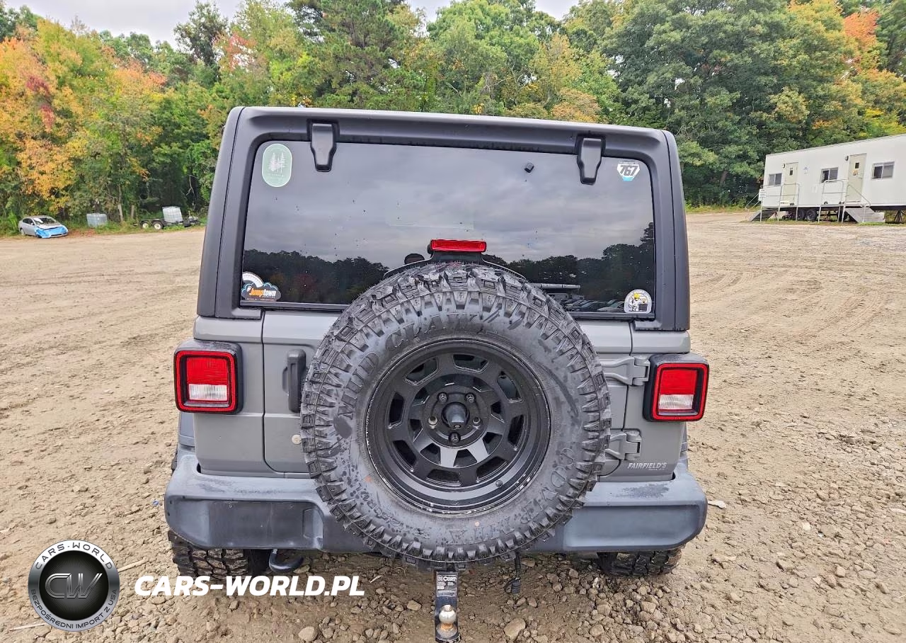 2018 Jeep Wrangler Unlimited Sport VIN:1C4HJXDG0JW288391 - 6