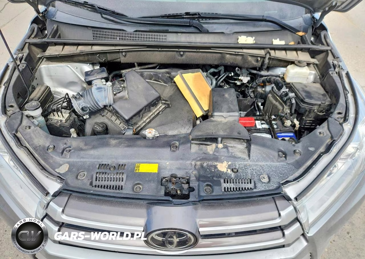 2019 Toyota Highlander Le Plus VIN:5TDZZRFH1KS339462 - 12