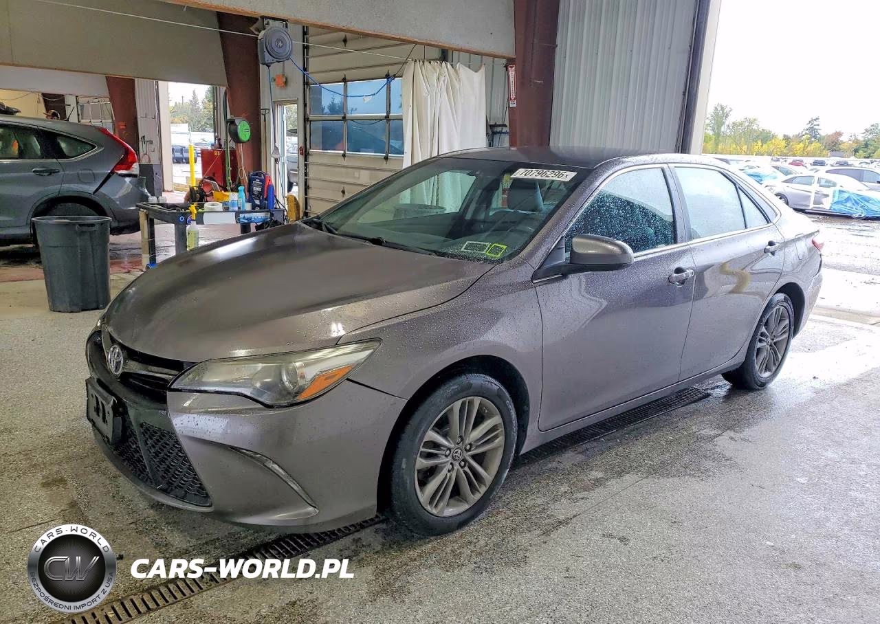 2017 Toyota Camry Se – zdjęcie 1 z 13