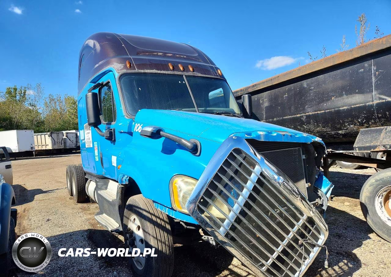 2015 Freightliner Cascadia Semi Truck VIN:3AKJGLD58FSGD9995 - 4