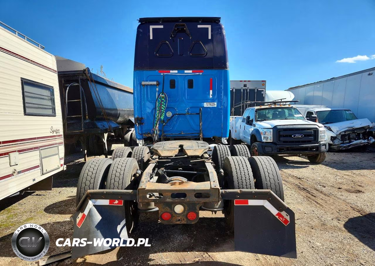 2015 Freightliner Cascadia Semi Truck VIN:3AKJGLD58FSGD9995 - 6