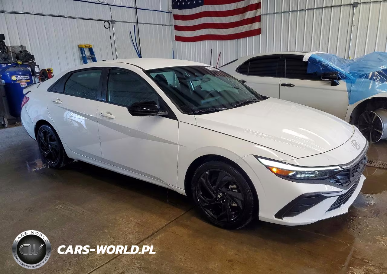 2026 Hyundai Elantra Sel Sport VIN:KMHLM4DG1TU239694 - 4