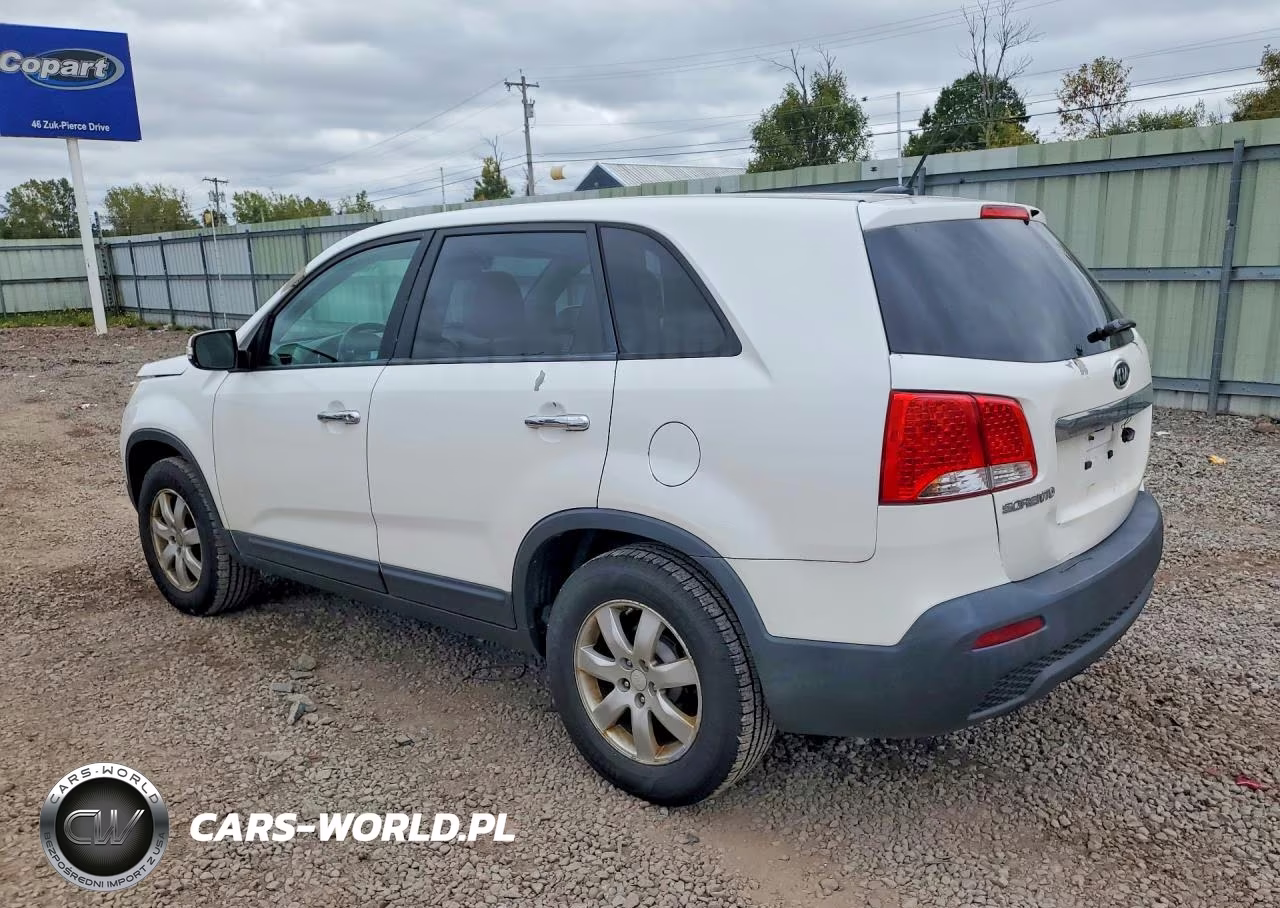 2011 Kia Sorento Lx VIN:5XYKT3A15BG005135 - 2
