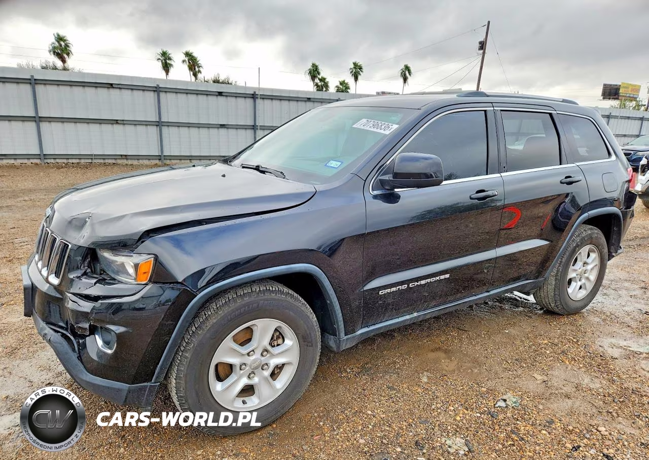 2015 Jeep Grand Cherokee Laredo VIN:1C4RJEAG5FC613980 - 1