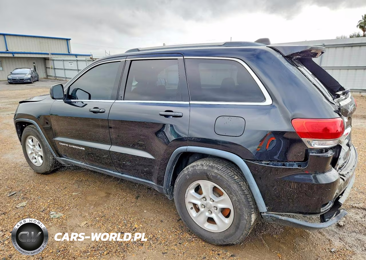 2015 Jeep Grand Cherokee Laredo VIN:1C4RJEAG5FC613980 - 2