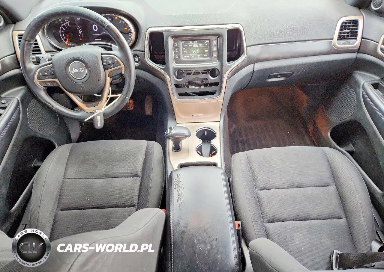 2015 Jeep Grand Cherokee Laredo VIN:1C4RJEAG5FC613980 - 8