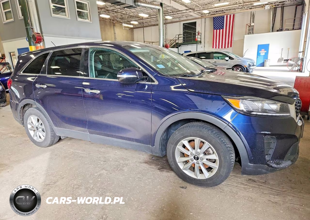 2020 Kia Sorento S VIN:5XYPG4A58LG616247 - 4