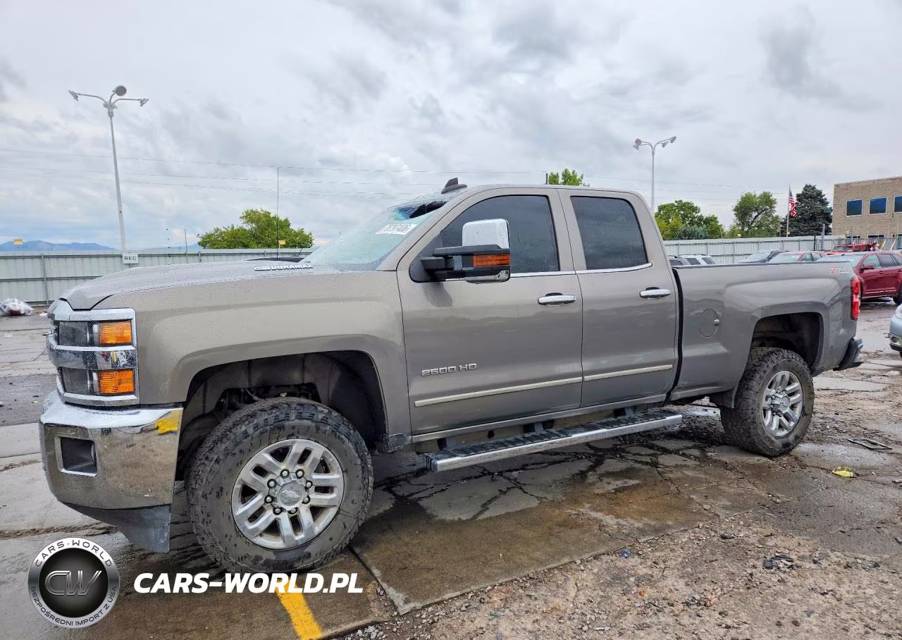 2017 Chevrolet Silverado K2500 Heavy Duty Ltz – zdjęcie 1 z 12