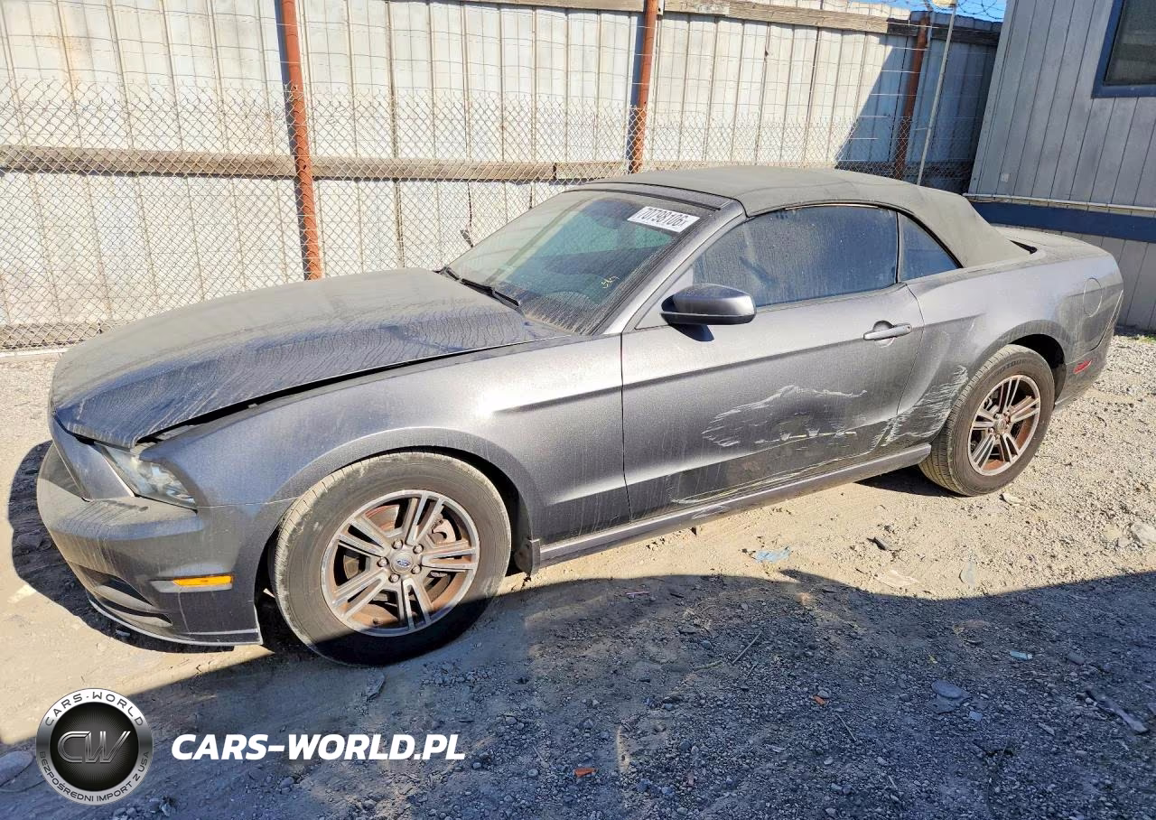 2013 Ford Mustang VIN:1ZVBP8EM6D5233739 - 1