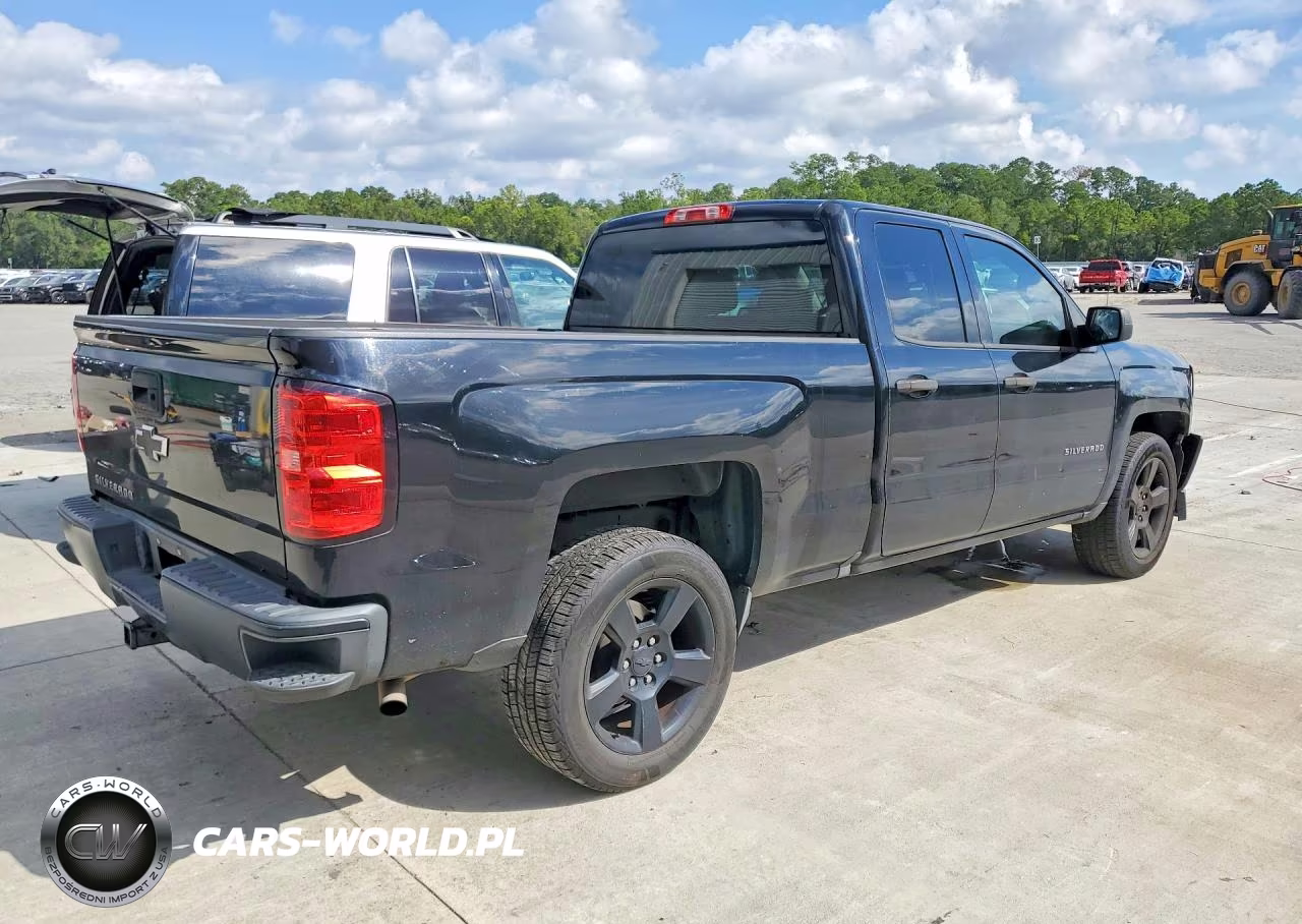 2016 Chevrolet Silverado C1500 VIN:1GCRCNEC1GZ423531 - 3