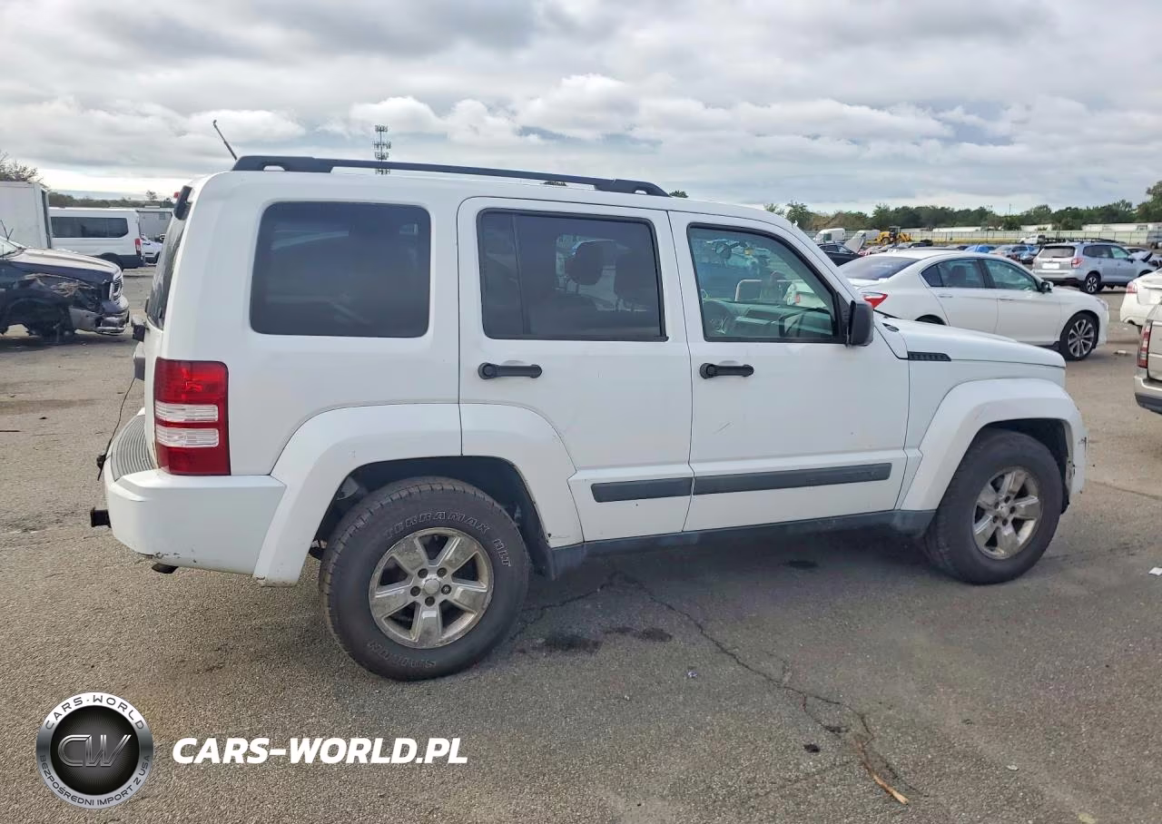 2011 Jeep Liberty Sport VIN:1J4PN2GK5BW579399 - 3