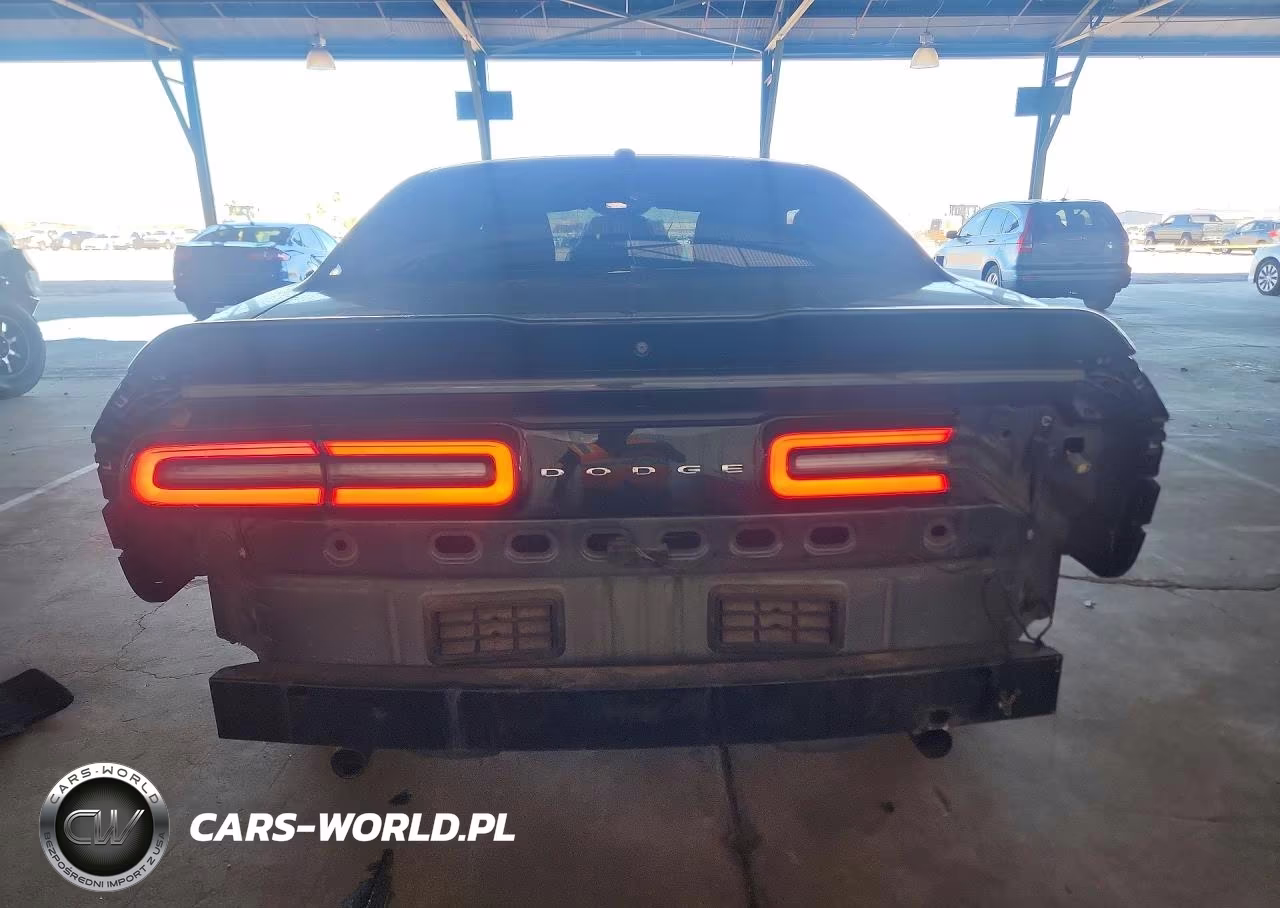 2019 Dodge Challenger Sxt VIN:2C3CDZAGXKH701813 - 6