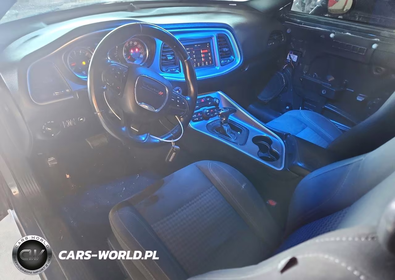 2019 Dodge Challenger Sxt VIN:2C3CDZAGXKH701813 - 8