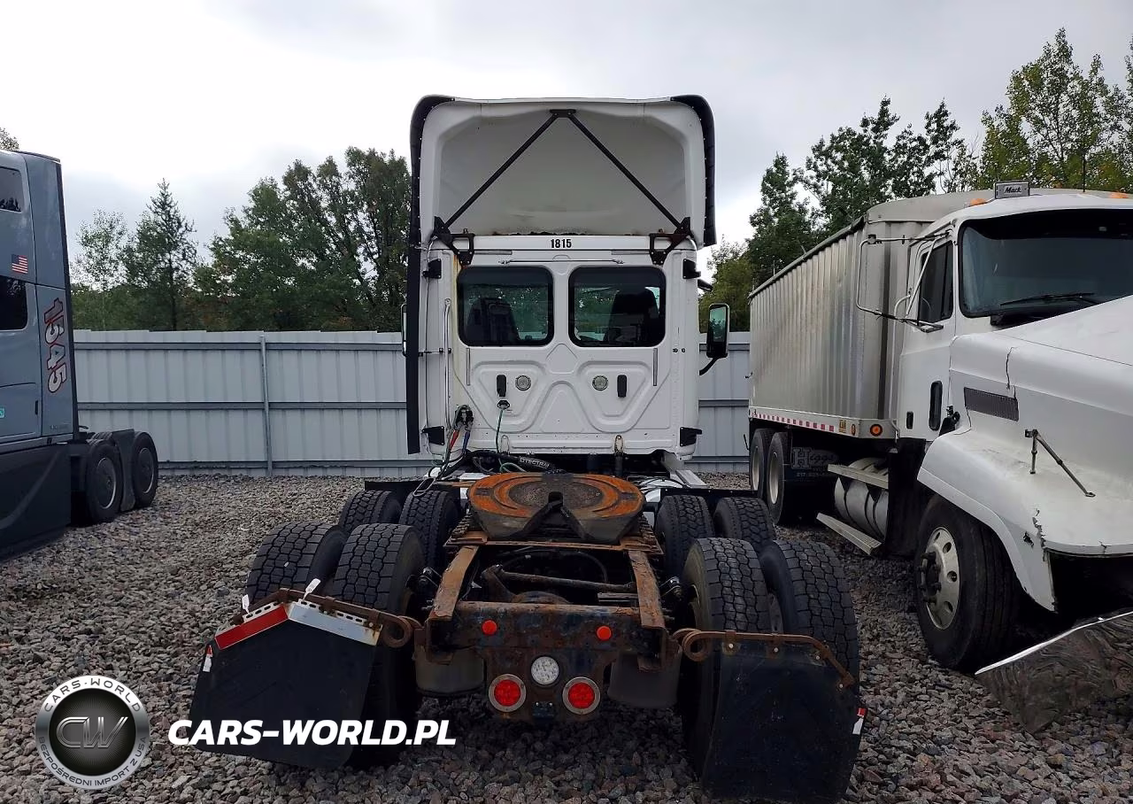 2018 Freightliner Cascadia 1 - Semi Truck VIN:3AKJGEDR1JSJS3129 - 6