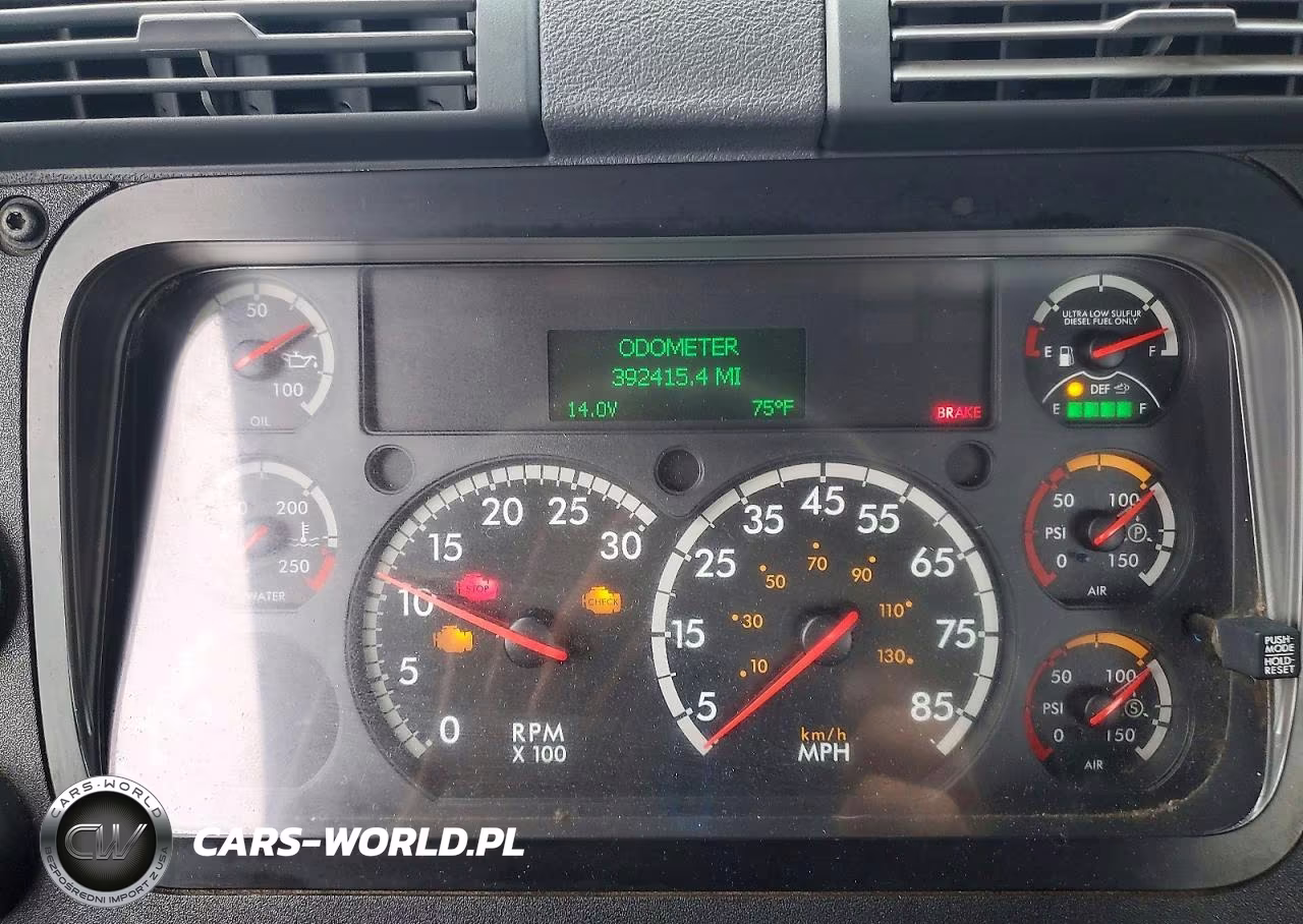 2018 Freightliner Cascadia 1 - Semi Truck VIN:3AKJGEDR1JSJS3129 - 9